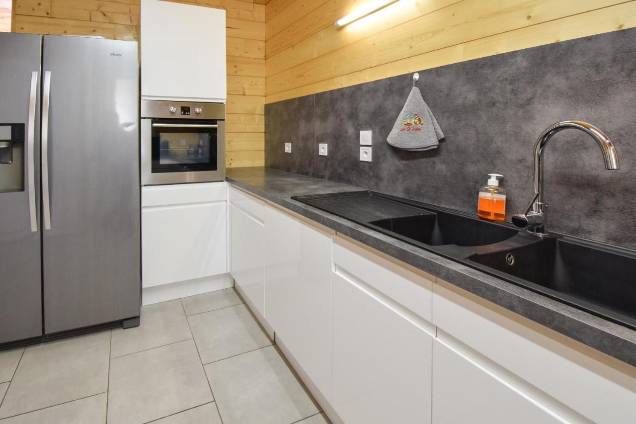 Domaine Du Sauveur Apartment ลูซ-แซ็ง-โซเวอร์ ภายนอก รูปภาพ