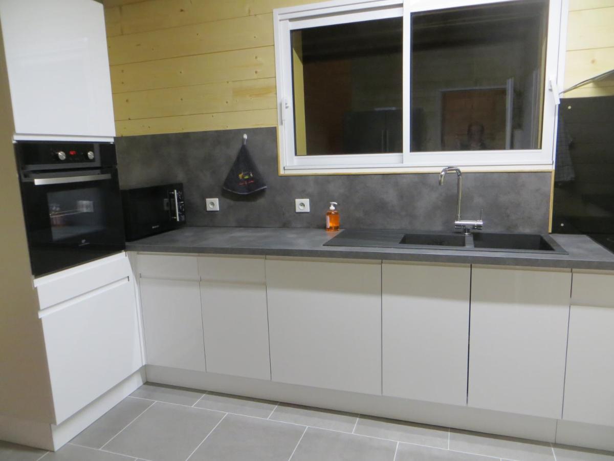 Domaine Du Sauveur Apartment ลูซ-แซ็ง-โซเวอร์ ภายนอก รูปภาพ